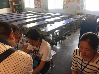 新起點 新希望——鞏義市第二小學2018秋季一年級新生報名工作掠影
